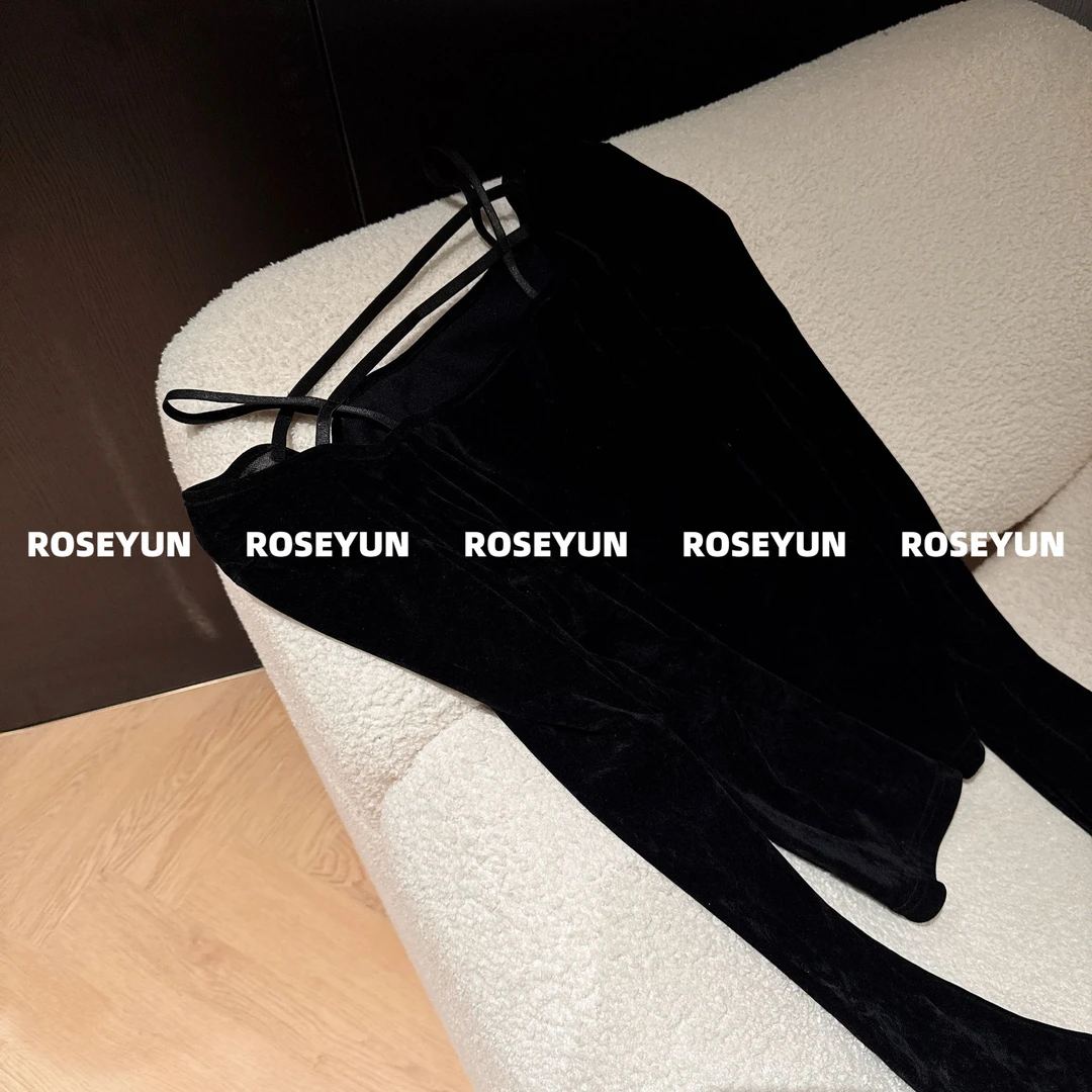 【Rose Yun】黑天鹅系列 不规则露肩上衣 251001