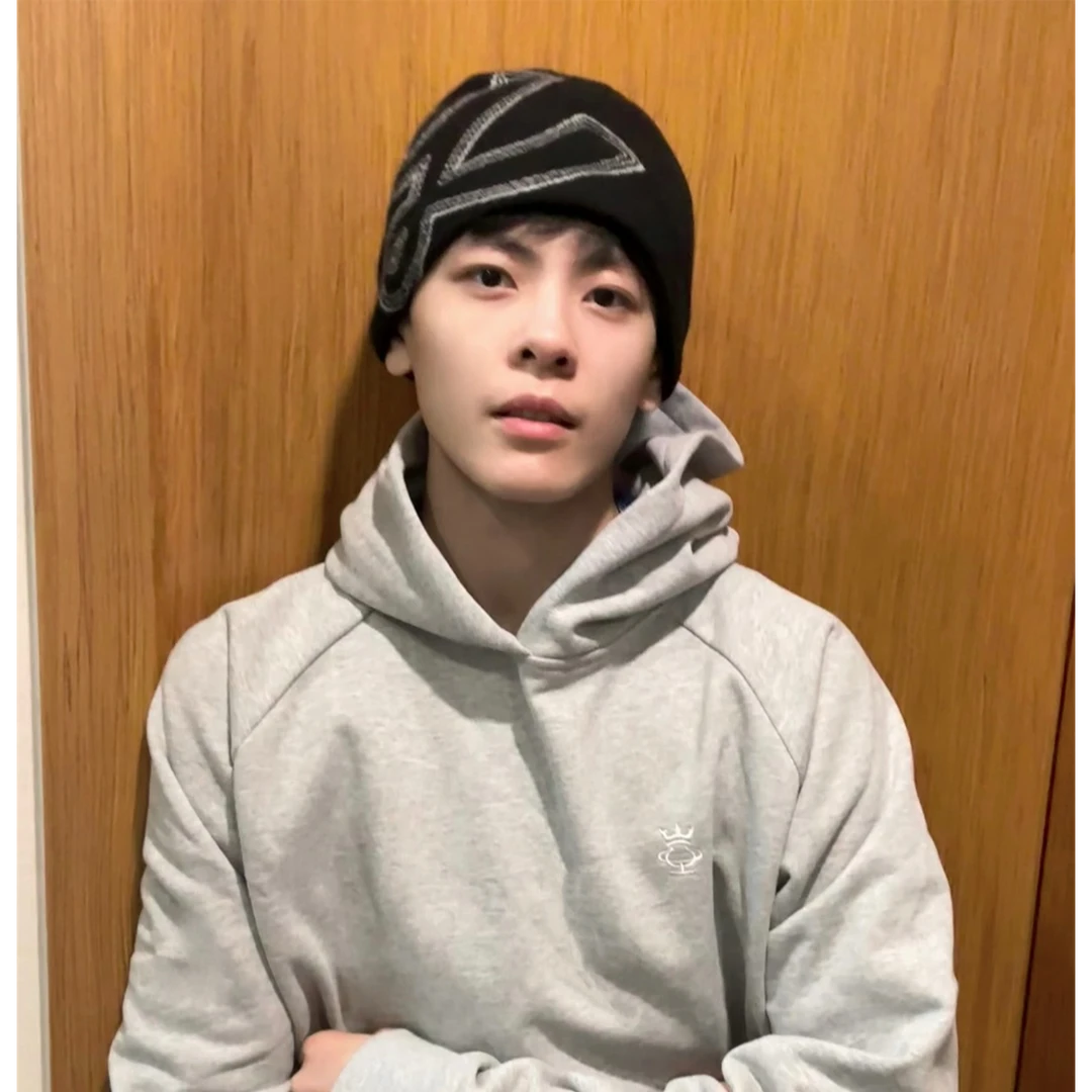 Y2NG秋冬新款复古撞色格纹针织毛线帽女保暖护耳套头冷帽百搭显脸