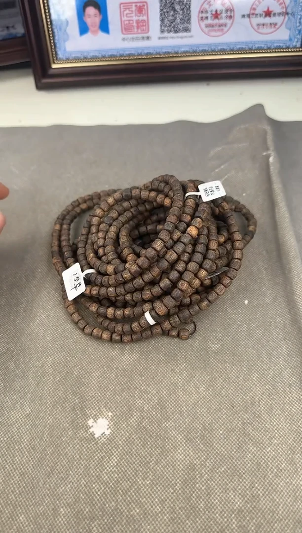 【闪购商品】沉香手串沉水竖纹桶珠多圈 多样性发货 任发一条