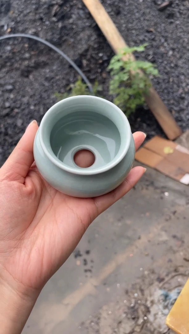 快*茶漏底座 粉青釉 微瑕 无款