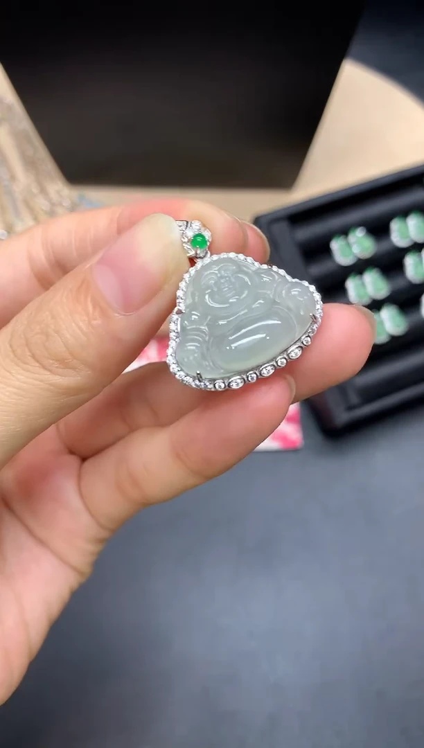 【闪购商品】翡翠吊坠(不含链)银S925镶嵌佛公【多样性发其一】