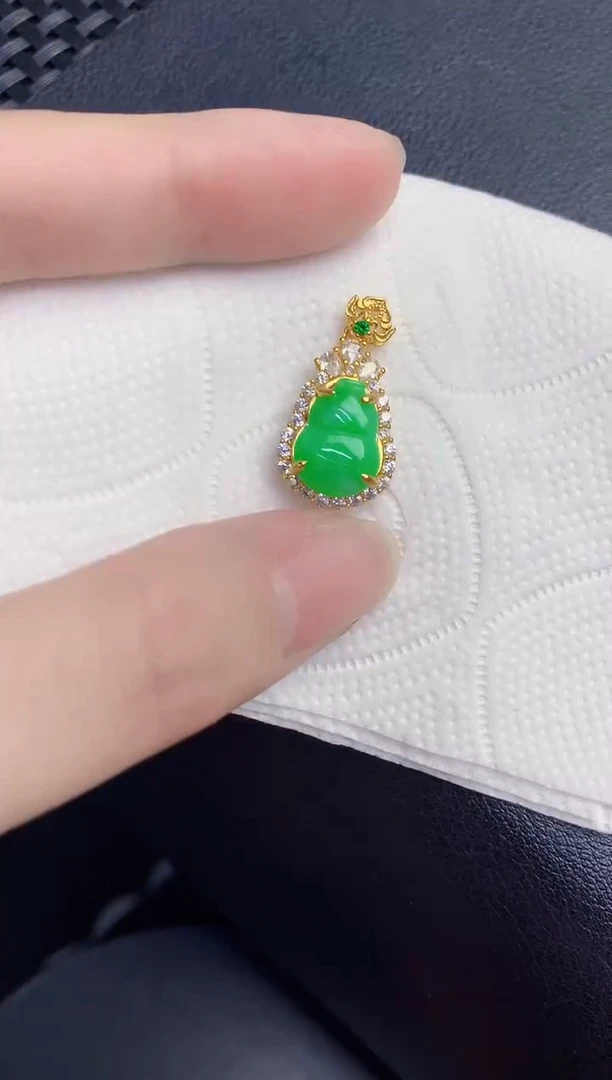 颈饰未镶嵌翡翠天然翡翠缅甸A货