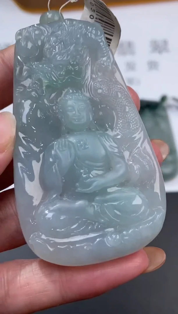 未镶嵌挂件翡翠377868     多人