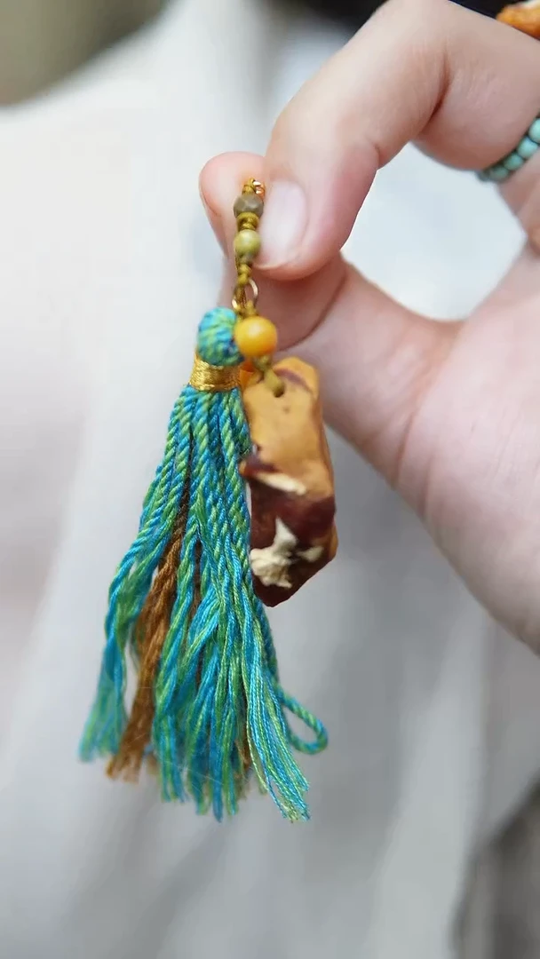 未镶嵌琥珀裸石滴流diy挂饰