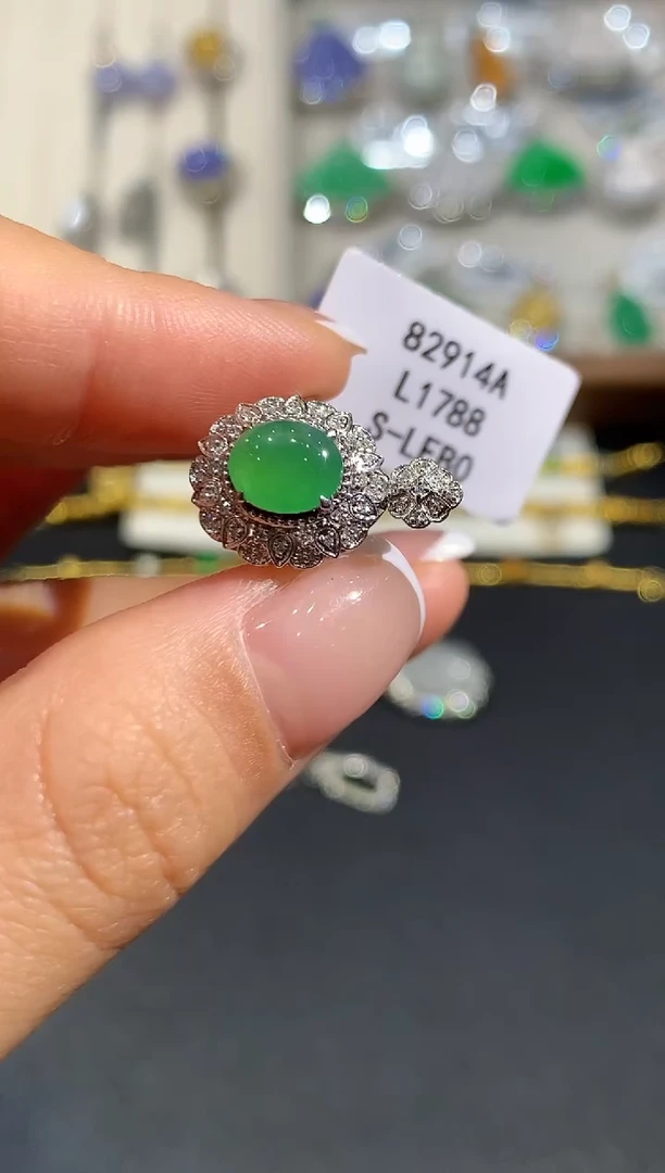 翡翠戒指18K金镶嵌L1788多样性发其一