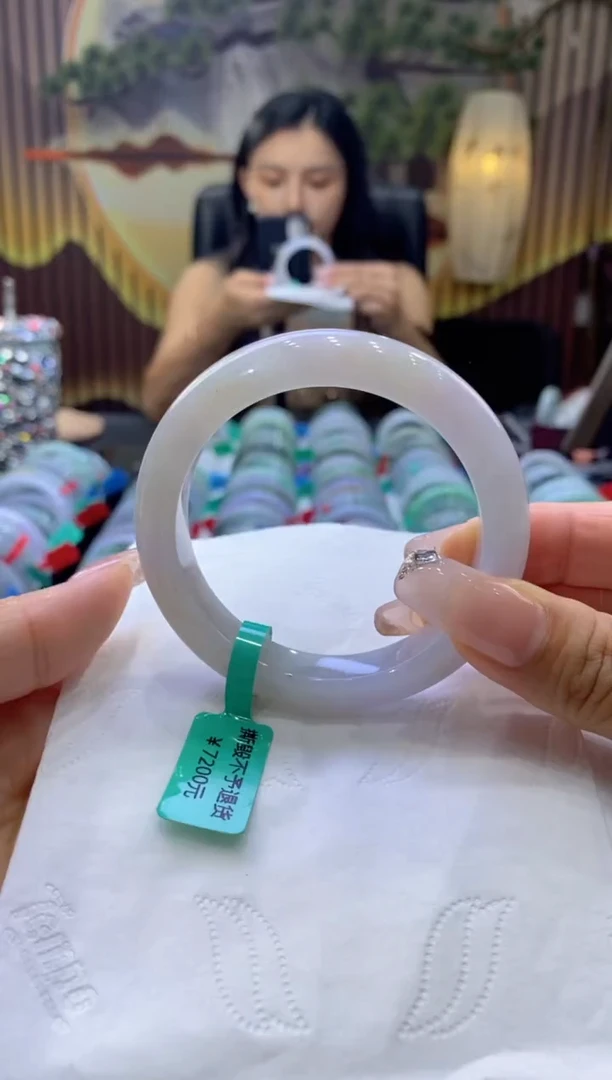 翡翠手镯未镶嵌悠*00004386