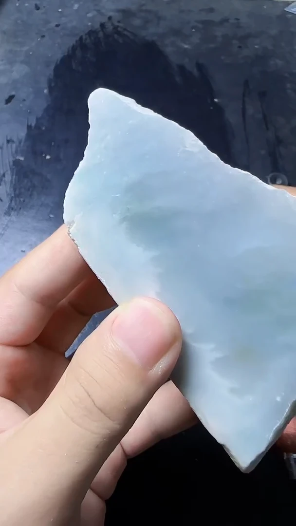 翡翠挂件未镶嵌025翡翠