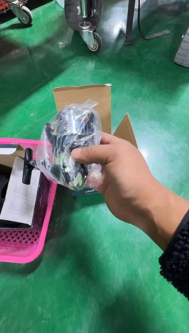 处理瑕疵纺车轮一个