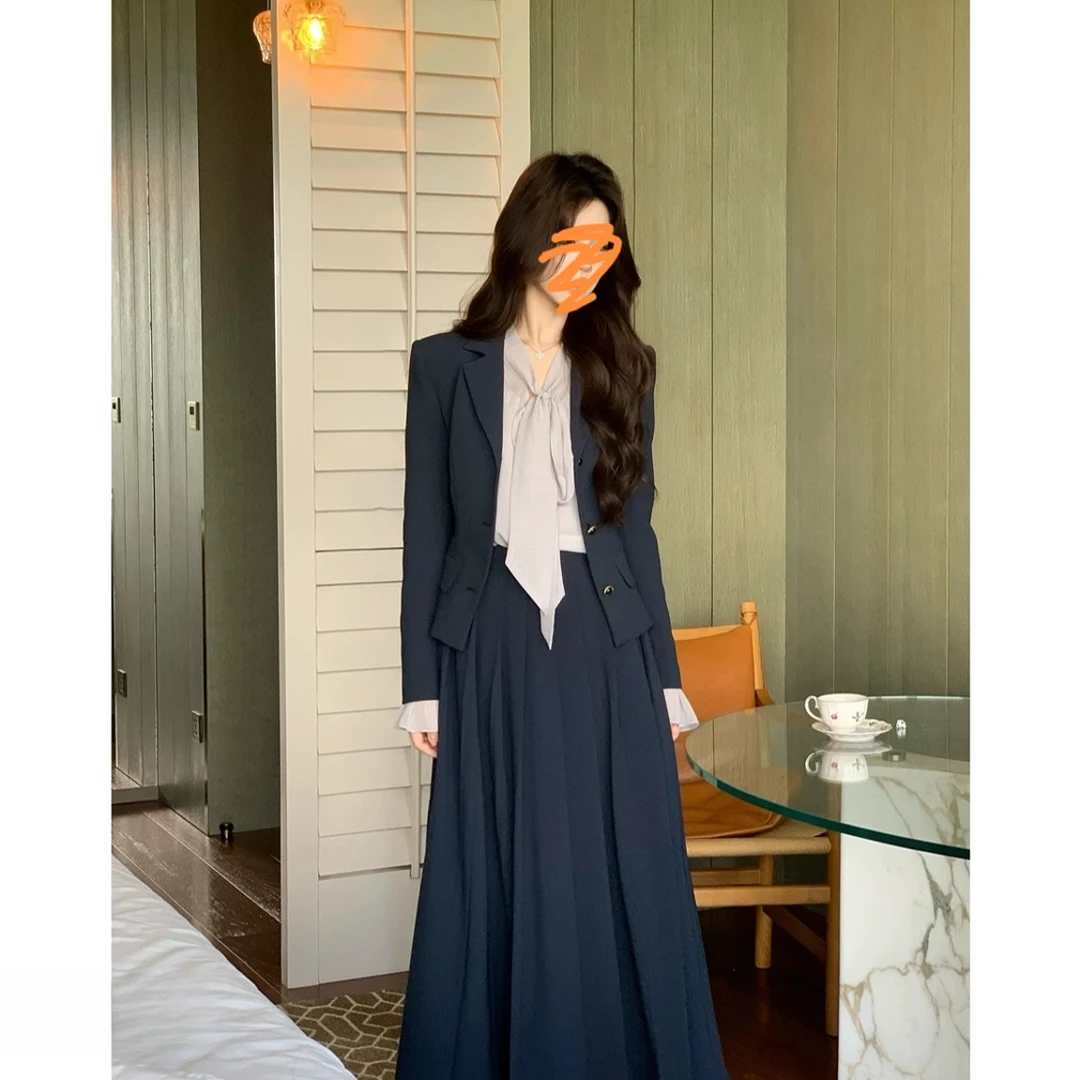 木子李的李纽约街头秋季韩系高级感飘带衬衫百褶裙西装三件套1197