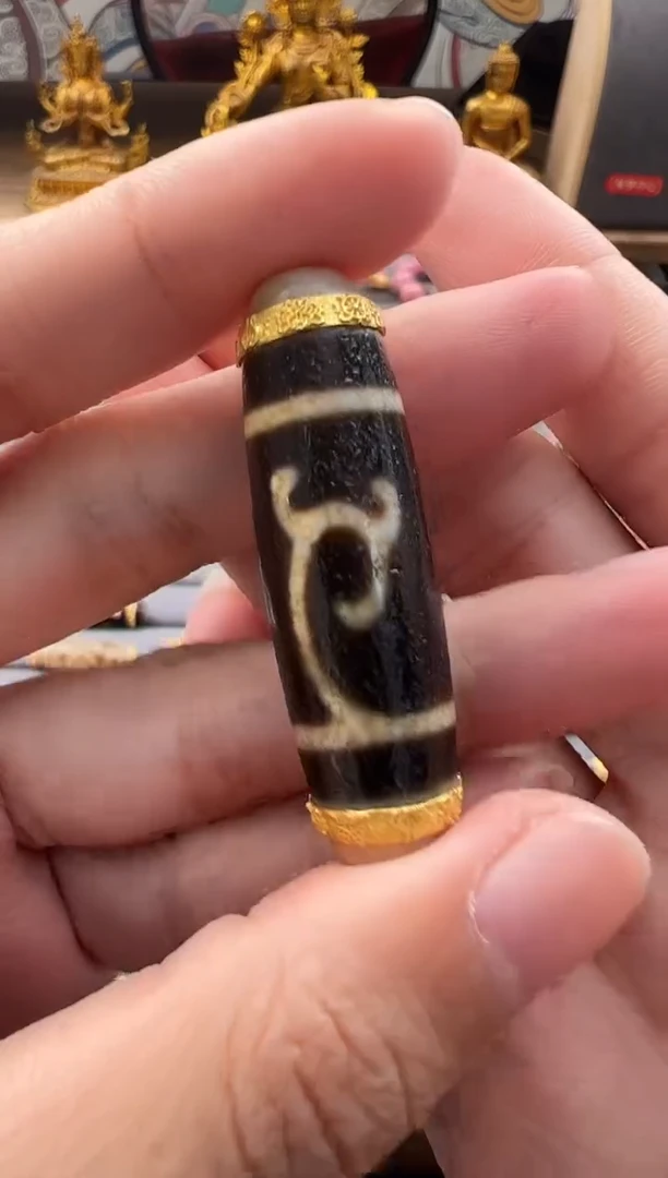 【闪购商品】玛瑙挂件18K金镶嵌吊坠