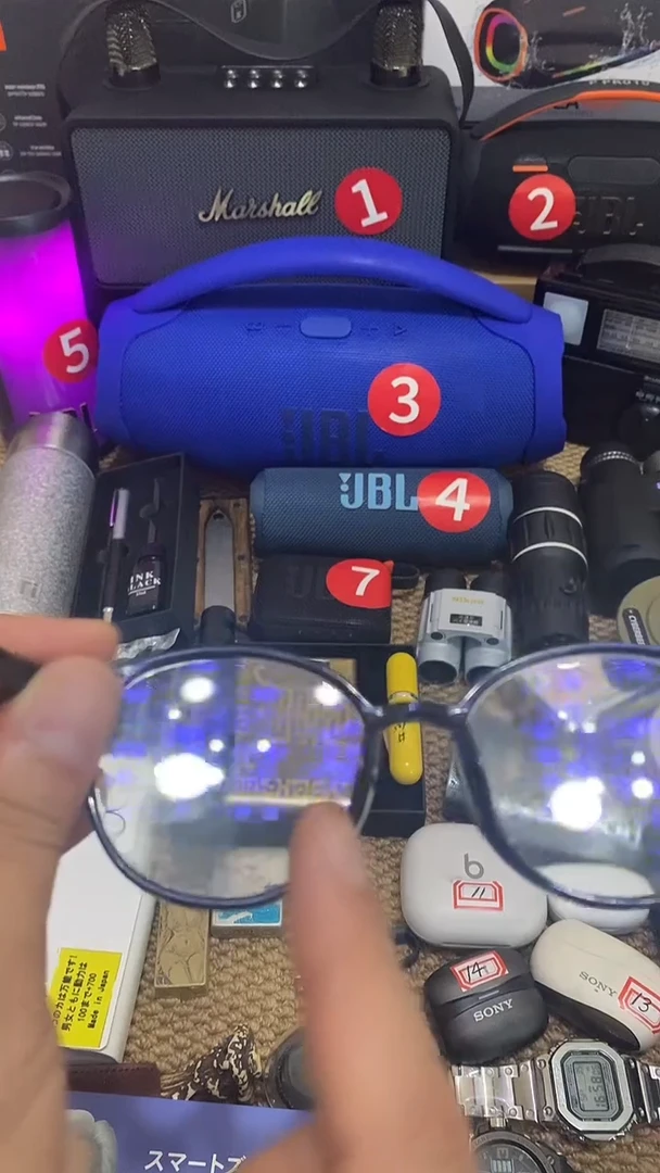 瓷片闪购商品 如图所示