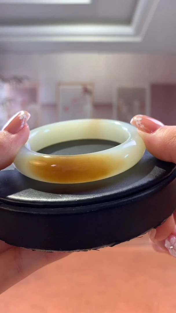 和田玉未镶嵌挂件新疆糖手镯52+圈