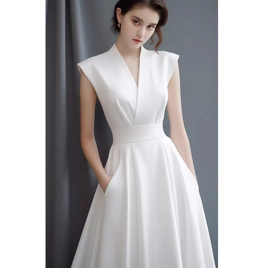 2025夏季高端女装白色无袖背心连衣裙小众设计法式小香风收腰长裙