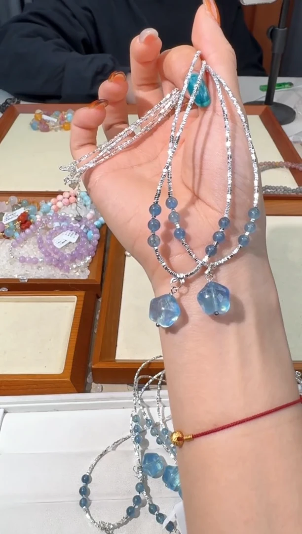 【闪购商品】水晶手串银S925镶嵌A066款海蓝宝星星项链