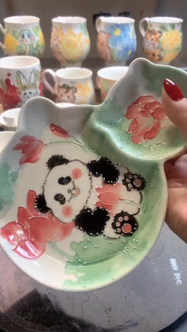 一味*手绘*熊猫分食盘