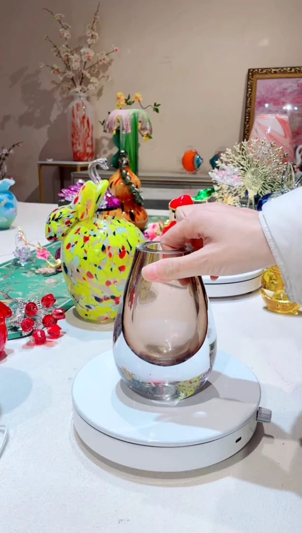 【闪购商品】琉璃手工艺品重工咖色透明花瓶 微瑕