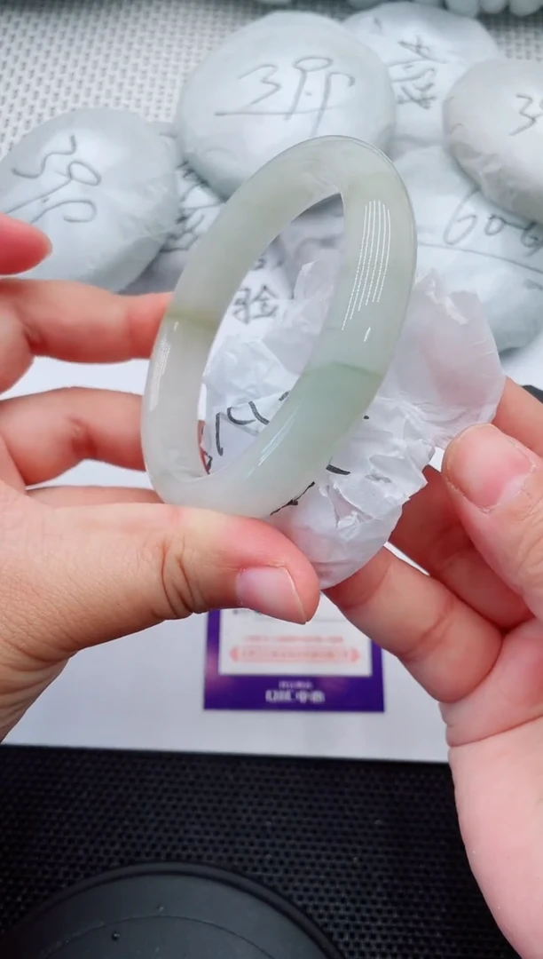 未镶嵌手镯石英质玉26-62-63