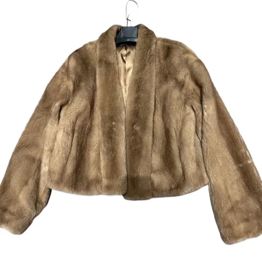 【郝柳亮】2024气质款时尚百搭设计师女士短外套