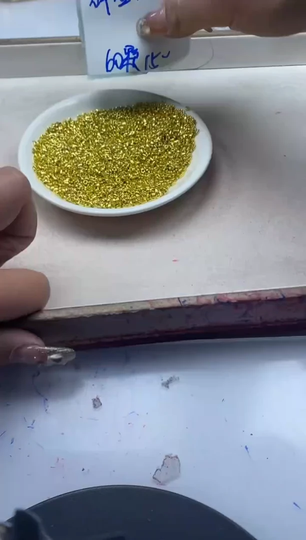 【闪购商品】玛瑙/玉髓颈饰银S800镶嵌x369碎*金子4mm*60颗