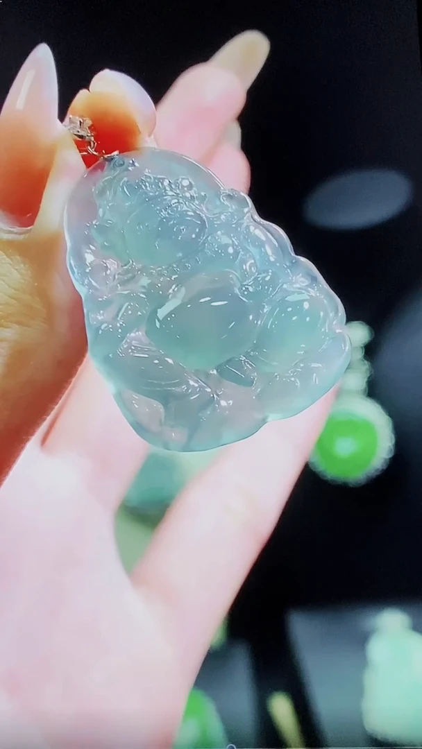 颈饰未镶嵌翡翠财神爷
