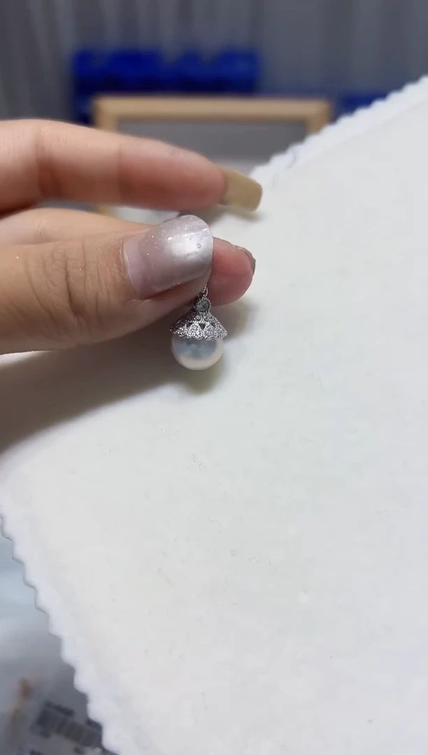 银S925镶嵌吊坠淡水珍珠81
