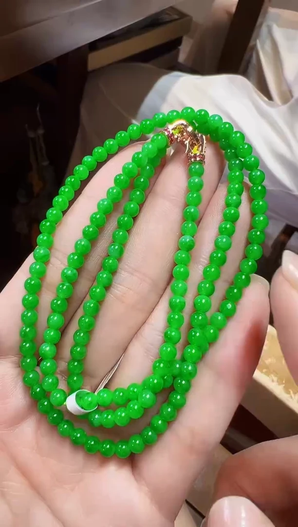 颈饰未镶嵌翡翠珠珠