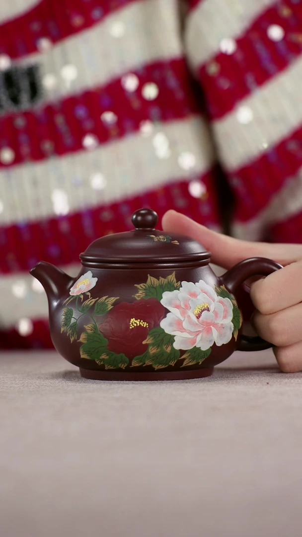 茶壶紫砂紫袍玉砂精工花开富贵堆绘大潘壶280cc