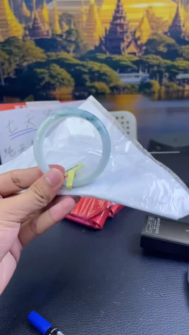 未镶嵌手镯翡翠10