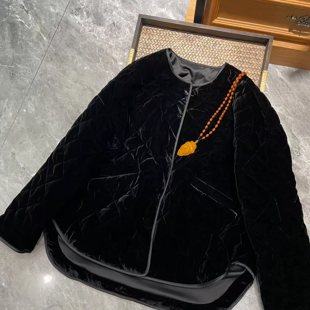 谢美丽-精选【芙光】间格丝绒圆领外套