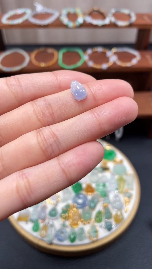 【闪购商品】翡翠吊坠(不含链)18K金镶嵌一个  JK697