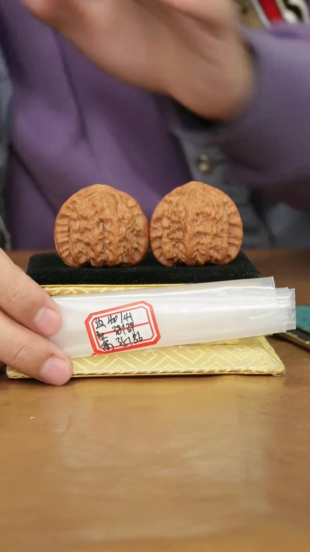 把件文玩核桃白狮子微修