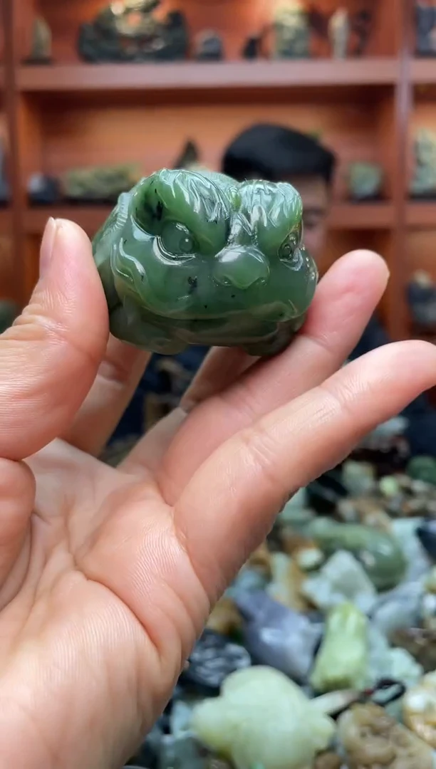 未镶嵌和田玉把件1