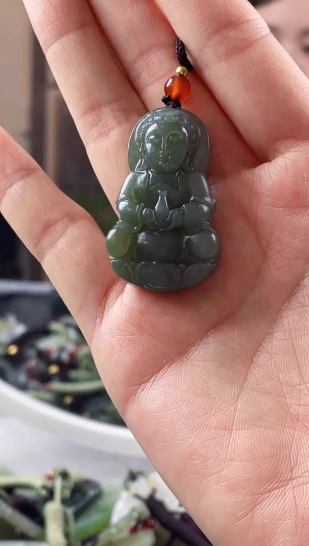 颈饰未镶嵌和田玉拍一发一