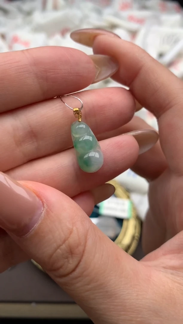 【闪购商品】翡翠颈饰18K金镶嵌 一