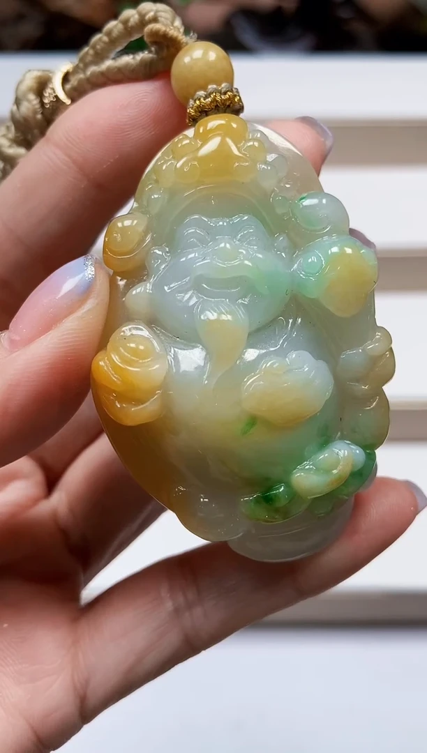 颈饰未镶嵌翡翠翡翠A货