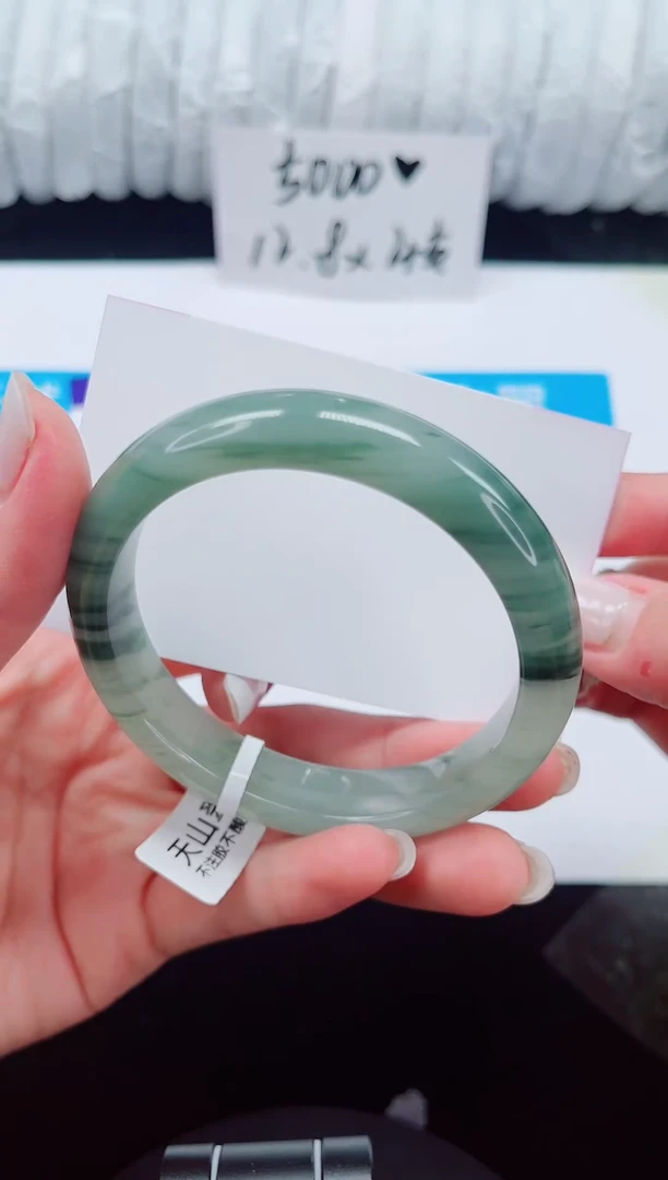 未镶嵌手镯石英质玉150-57/58