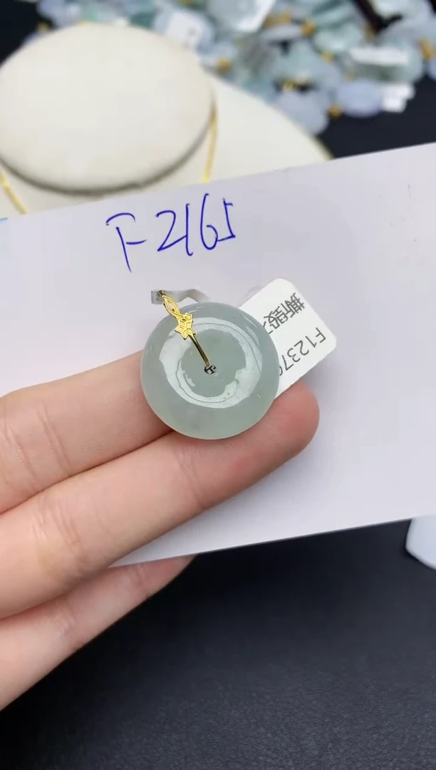 颈饰18K金镶嵌翡翠天然缅甸A货翡翠百元以上9元证书费自理