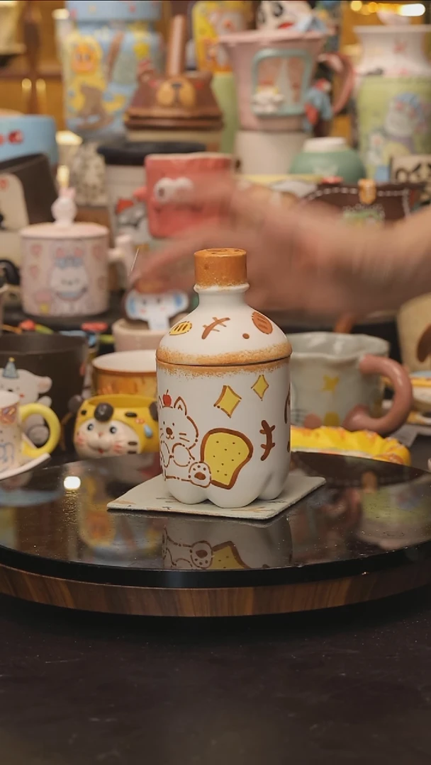 景德镇釉下彩绘设计师款式陶瓷