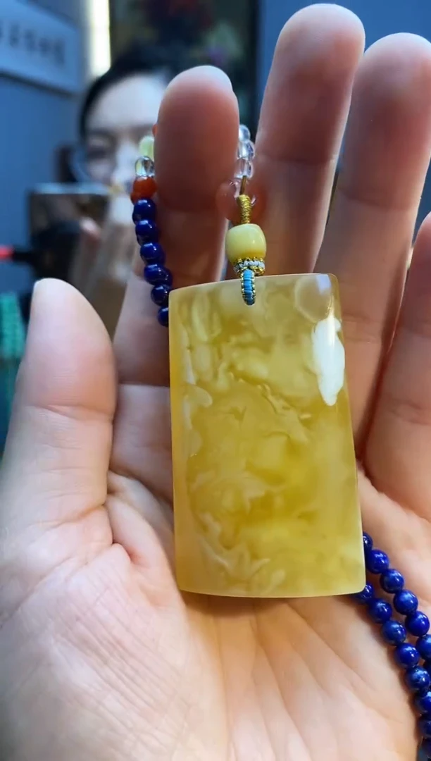 琥珀颈饰未镶嵌项链