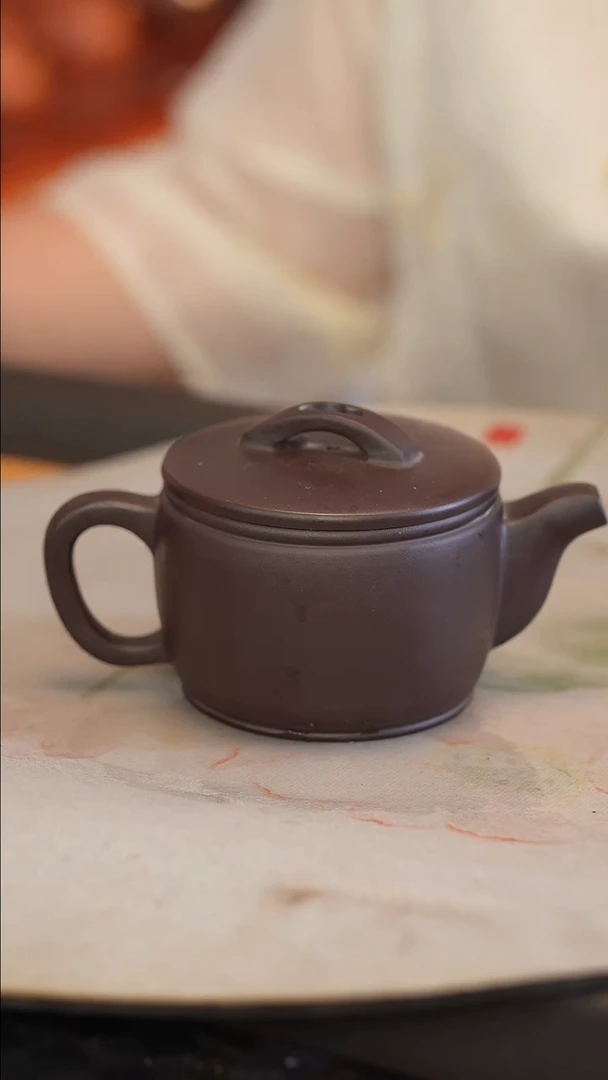 茶壶紫砂半手工 汉瓦 230cc