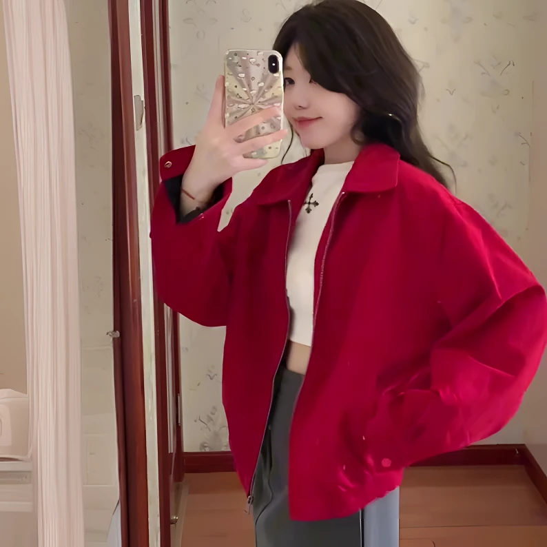 早秋穿搭今年流行红色薄款短外套女时尚2025爆款夹克棒球服上衣
