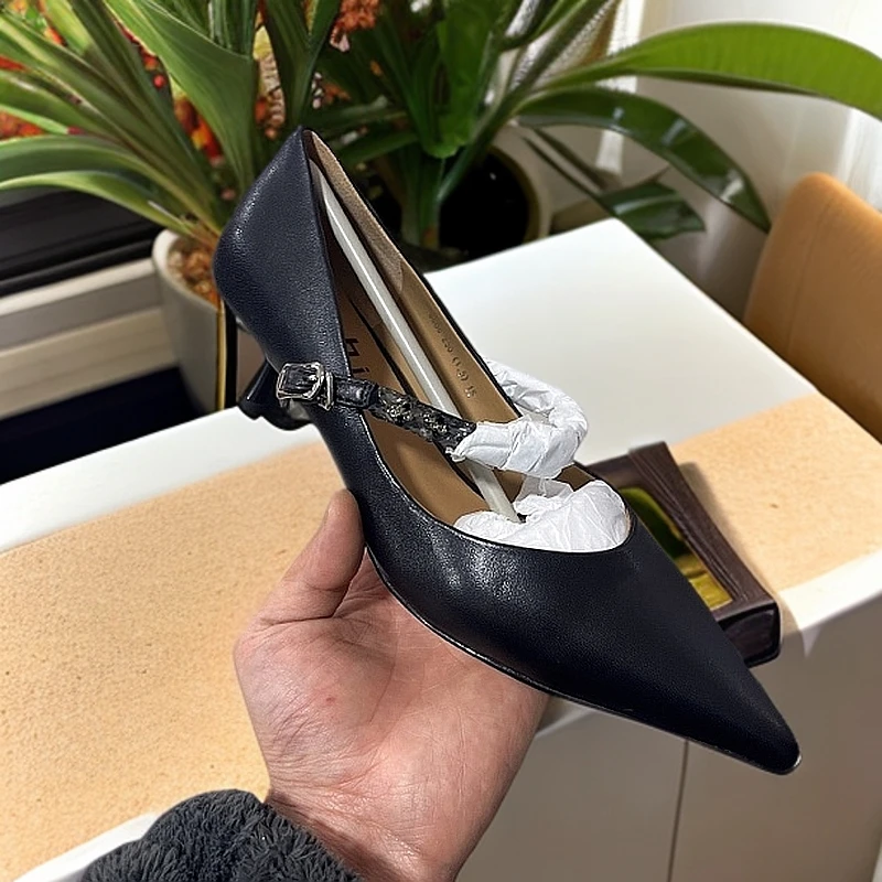 9606新款高品质头层牛羊皮浅口单鞋9601