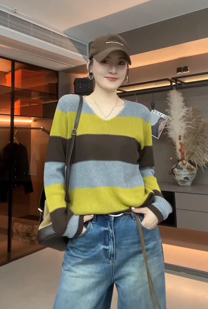 设计感拼色V领针织衫女2505新款韩系秋季穿搭条纹上衣宽松薄毛衣