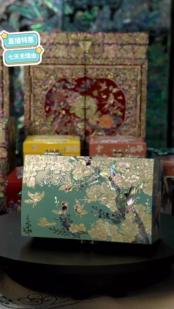 按扣绒布底··弘贝雅螺钿漆器文化馆