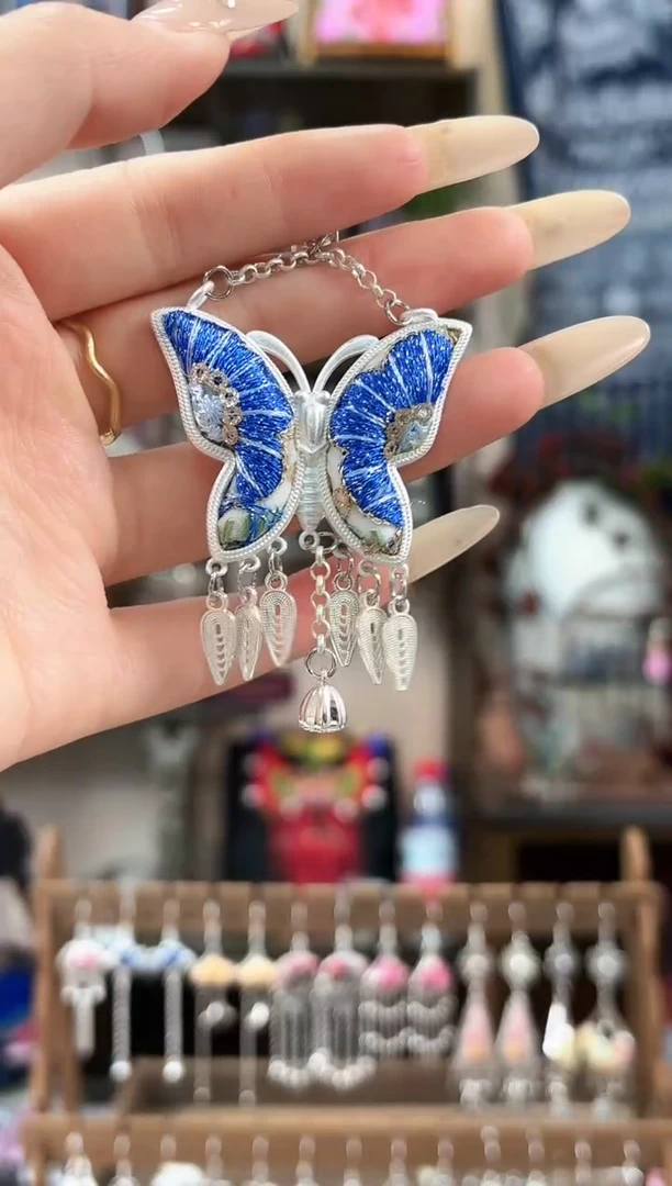 织绣民族风非遗老绣苗银饰品216