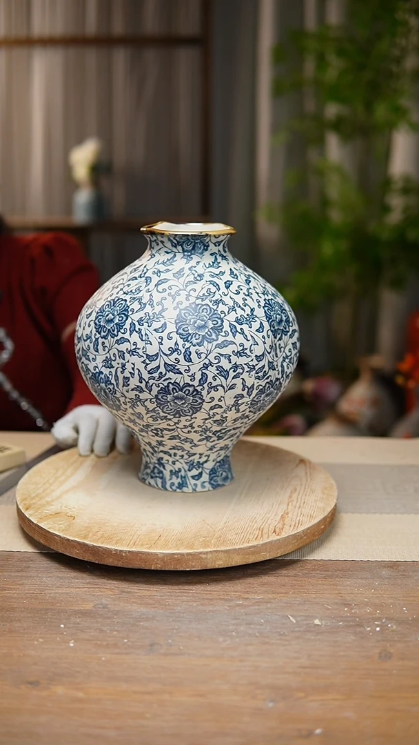 【闪购商品】陶瓷  花器青花瓷缠枝莲灯笼