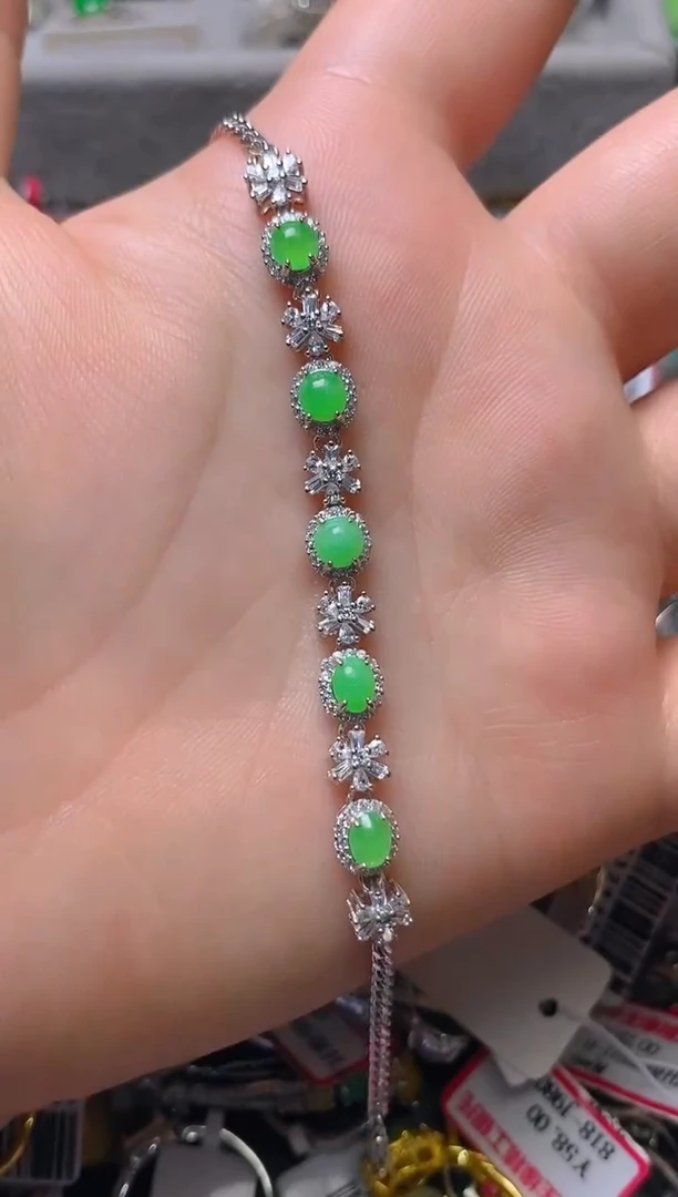 银S925镶嵌戒指翡翠百内无证书