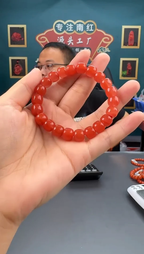 南红玛瑙手串未镶嵌006ZB0606产品一个