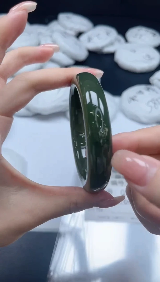 未镶嵌手镯和田玉071-5657