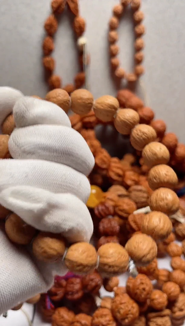 【闪购商品】文玩核桃手串1.4小金豆